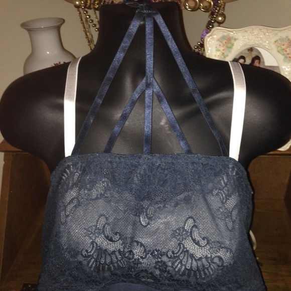 Other - 💙PLUS BEAUTIFUL BRALETTE💙